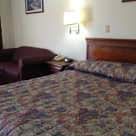 Budget Host Hempstead Inn Brookhollow/Energy Corridor Houston Exteriör bild