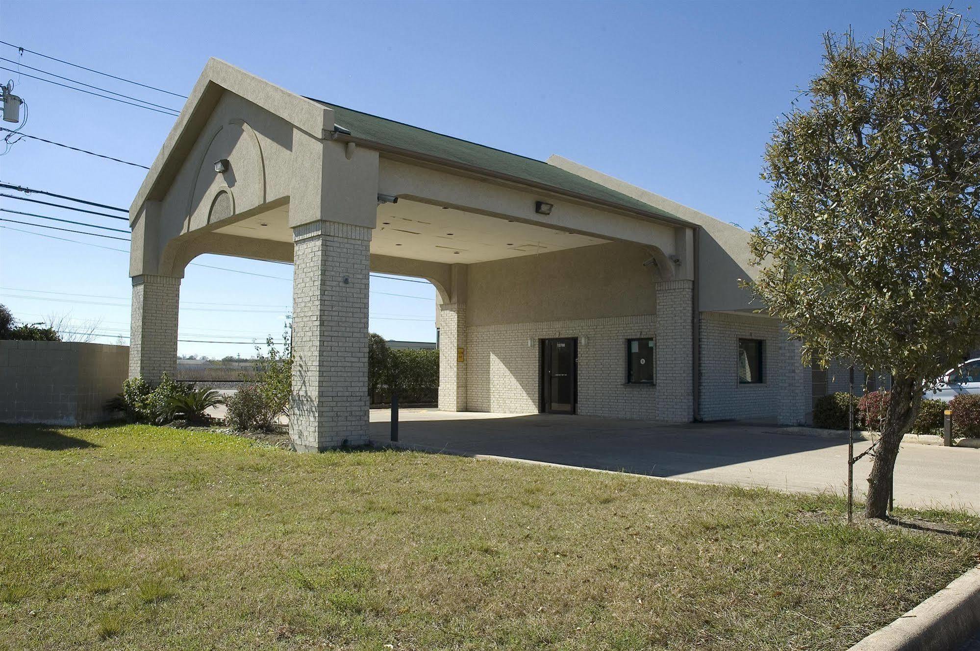 Budget Host Hempstead Inn Brookhollow/Energy Corridor Houston Exteriör bild